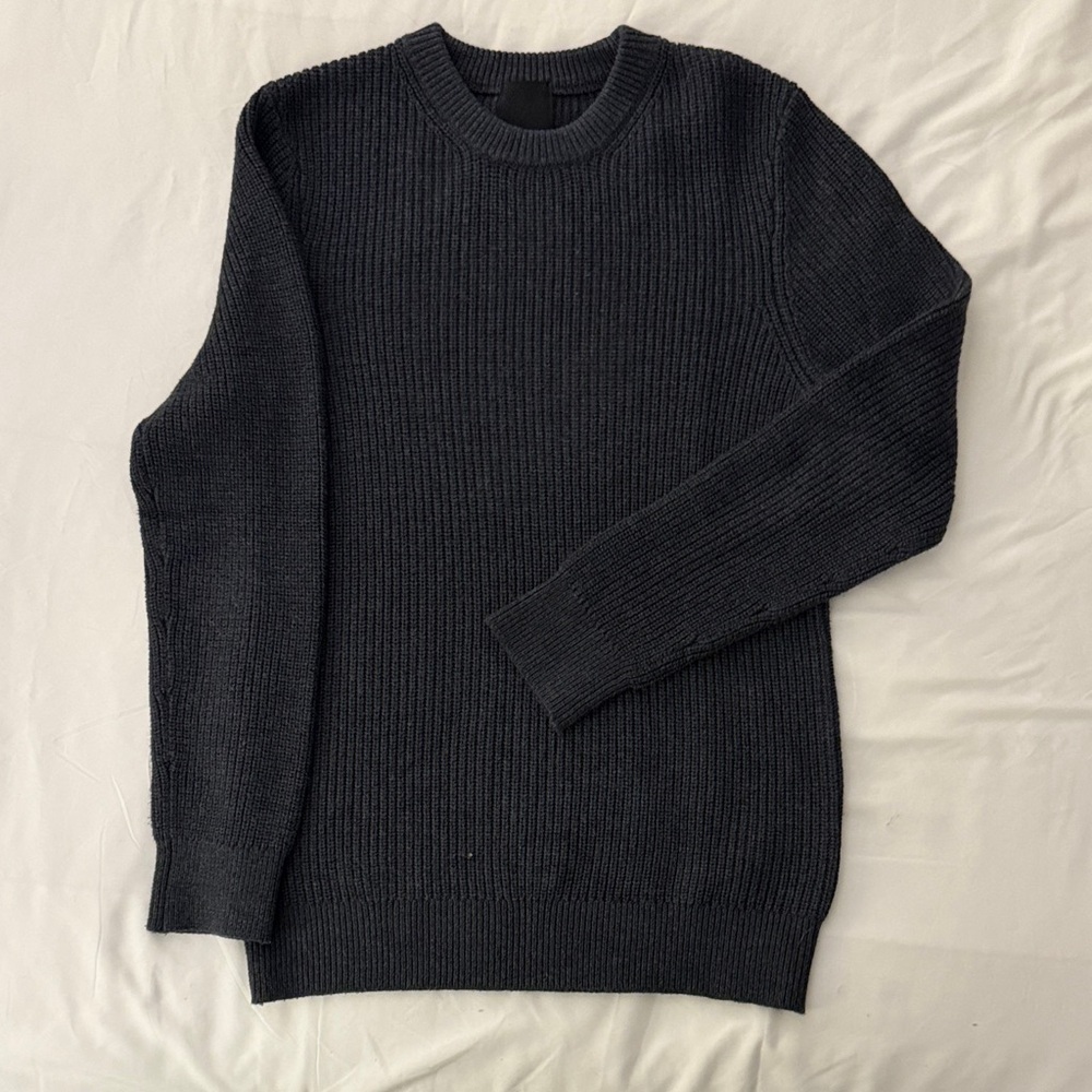 H&M Men's charcol Sweater